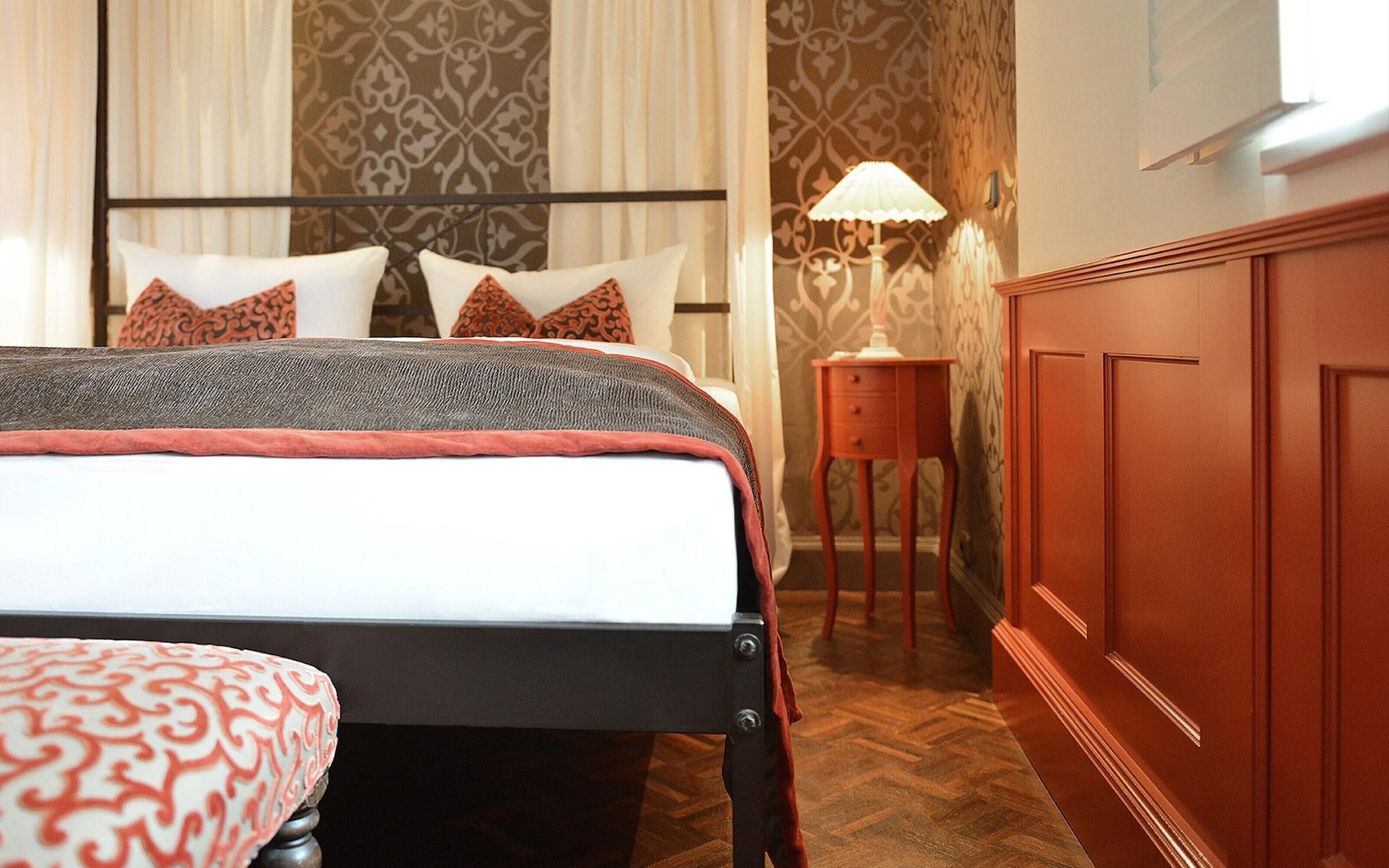 Villa Mittermeier, Hotellerie & Restaurant روتنبورغ أوب در تاوبر المظهر الخارجي الصورة