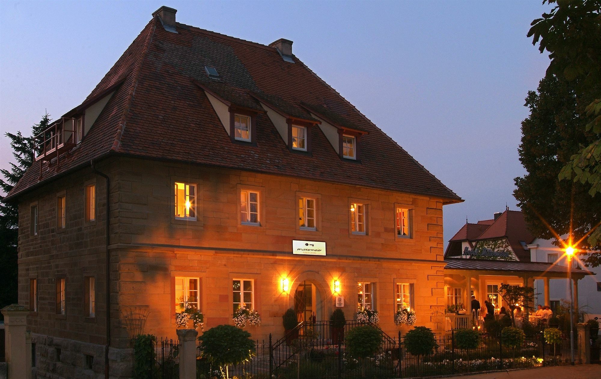 Villa Mittermeier, Hotellerie & Restaurant روتنبورغ أوب در تاوبر المظهر الخارجي الصورة