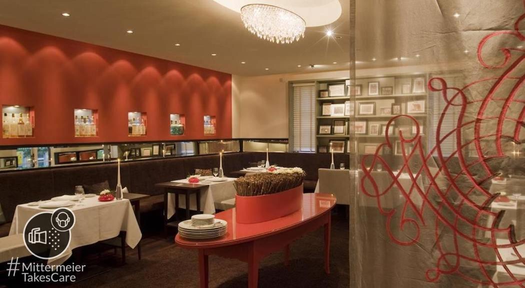 Villa Mittermeier, Hotellerie & Restaurant روتنبورغ أوب در تاوبر المظهر الخارجي الصورة